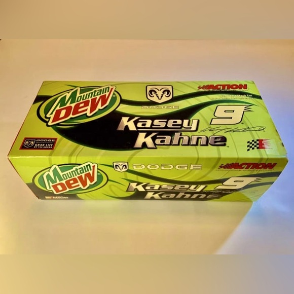 Kasey Kahne 2004 #9 MOUNTAIN DEW Dodge Intrepid 1:24 Nascar ORIGINAL BOX ONLY - Picture 1 of 9